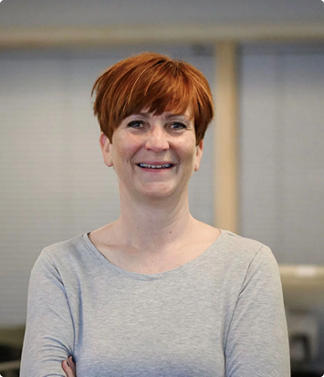 Lise mette small